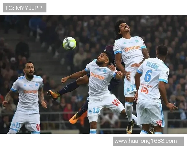 足球明星赛菲哥带你领略绿茵场上的激情与荣耀尽享足球盛宴的无限魅力 足球明星赛菲哥带你领略绿茵场上的激情与荣耀尽享足球盛宴的无限魅力